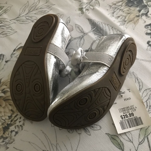 Michael Kors Ballet Flats - Size 8 NWT - Picture 2 of 2